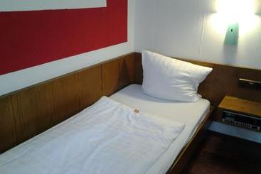 S&l Hotel Neuss