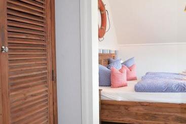 Bernstein Hotel Bootshaus
