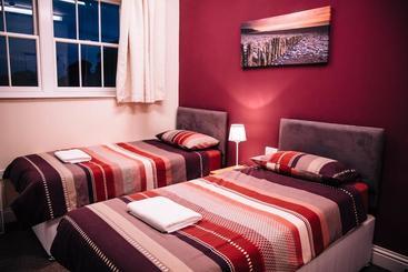 هاستل Jersey Accommodation And Activity Centre