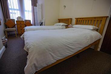 ベッドアンドブレックファースト Claremont Guesthouse