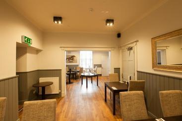 هتل The Kings Head House