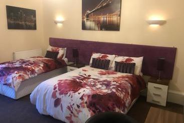 North Bridge Street B&b
