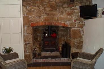تختخواب و صبحانه The Corner House