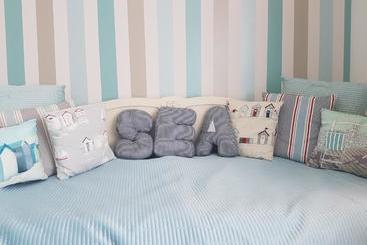 تختخواب و صبحانه Tregarth House