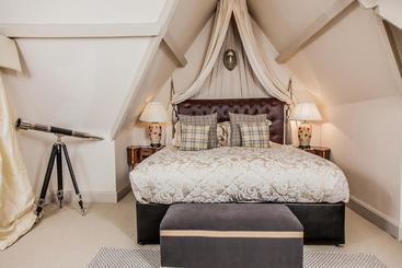 Court House Manor Luxury B&b