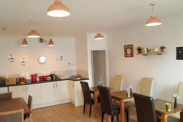 هاستل Snooze Guest House