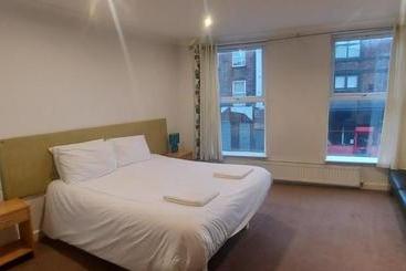 هاستل Snooze Guest House
