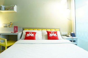 هتل Zen Rooms Farrer Park