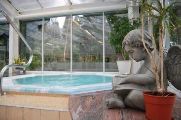 Knock Castle Hotel & Spa
