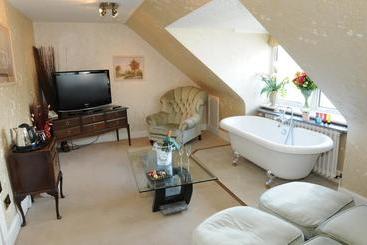Knock Castle Hotel & Spa
