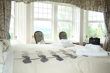 Knock Castle Hotel & Spa