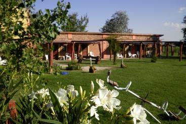 هتل Posada De Campo Mamúll Mapú