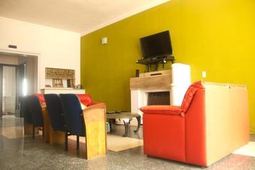 هاستل Rosario Global House