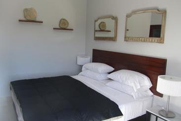 هتل Eze Inn Boutique