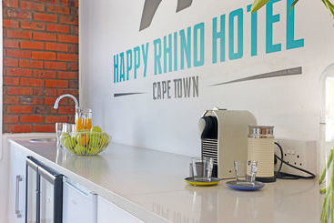 فندق Happy Rhino