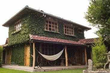هتل Hosteria Cananvalle