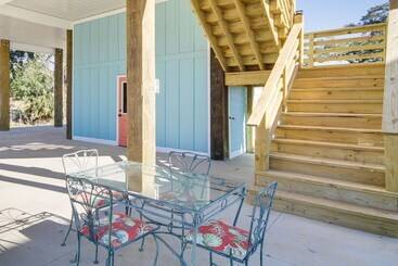 کلبه Long Beach House W/ Charcoal Grill: Steps To Shore