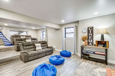 茅舍 Boat Dock: Waterfront Lake Of The Ozarks Home