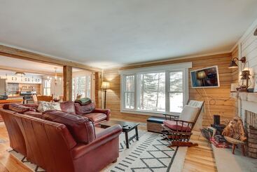 کلبه Pet Friendly Rhinelander Escape On George Lake!