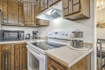کلبه 4br Central Location & Near Parks!