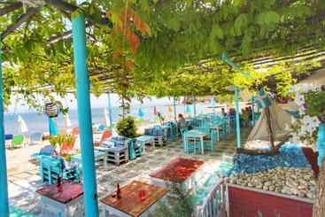 هتل Benitsa Beach