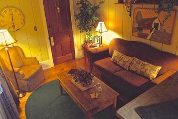 هتل Historic Davy House Bed & Breakfast