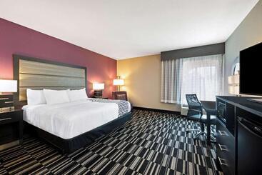 فندق La Quinta By Wyndham West Monroe