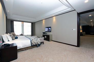 هتل Linyi Blue Horizon International  Yi He
