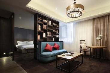 酒店 Ease House Luoyang
