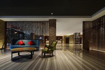 酒店 Ease House Luoyang