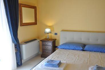 هتل Il Casale Dei Conti