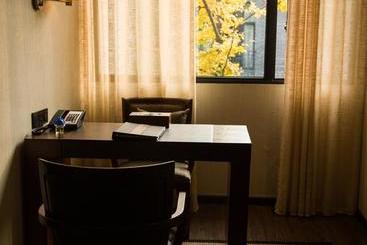 Jinyuan Zhangfei International Hotel - Langzhong