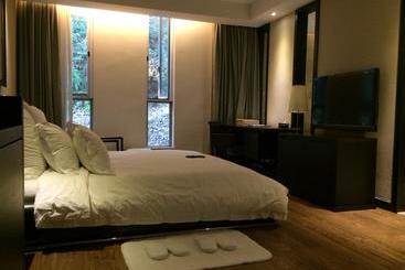 هتل Phoenix Art Resort