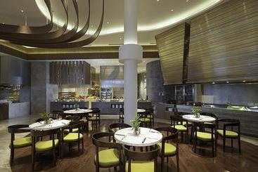 هتل Phoenix Island Resort Sanya