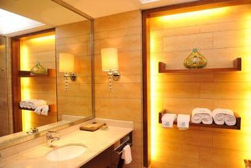 هتل Tangpo Hot Spring Resorts