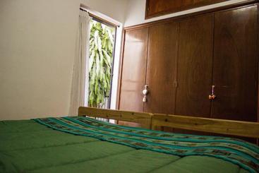 هتل Hostal Del Alma