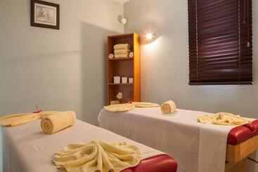 Resort Valeria Madina Club   All Inclusive