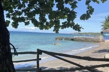 فندق صغير Boochee Beach