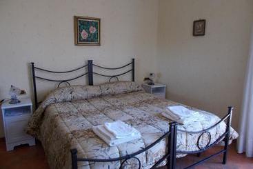 تختخواب و صبحانه Casa Degli Ulivi