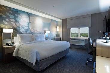 فندق Courtyard By Marriott New York Queens/fresh Meadows