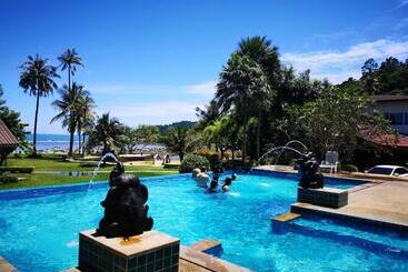 فندق Koh Chang Bailan Beach Resort