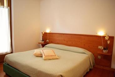 هتل Residence Piz Aot