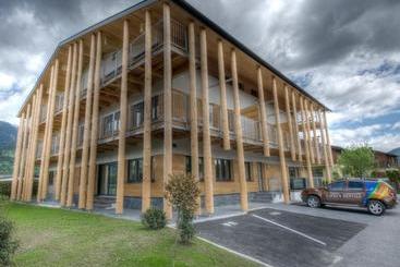 هتل Residence Alpin Kaprun