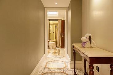 Royal Seaside Hotel And Hot Springs Xiamen