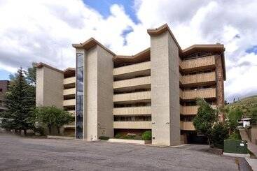 آپارتمان Scorpio Condo