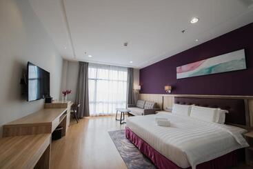 فندق Grand In