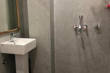 پانسیون Anne’s Laces Homestay