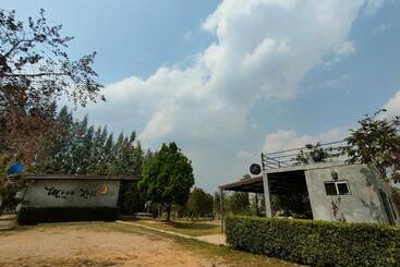 住宿加早餐  Moon Loft    บ้านเพื่อน เขาใหญ่ ที่พัก อาหารและเครื่องดื่ม