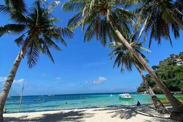 Aparthotel Castle Rock Boracay