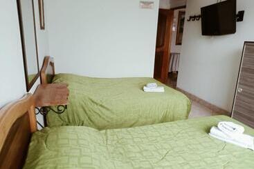 هتل Brisas Del Café